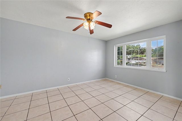 214 Hialeah Dr, Corpus Christi, TX 78418