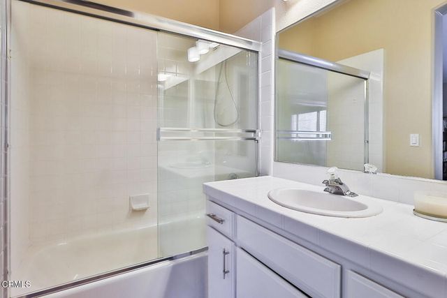 343 Avenida De Royale, Thousand Oaks, CA 91362