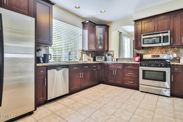 343 Avenida De Royale, Thousand Oaks, CA 91362