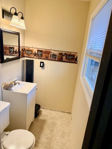 815 WATER Street, Conneaut Lake, PA 16316