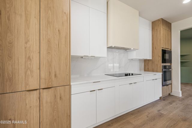 100 La Rue Malaga, Broussard, LA 70518
