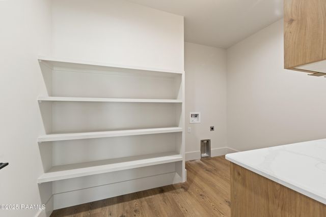 100 La Rue Malaga, Broussard, LA 70518