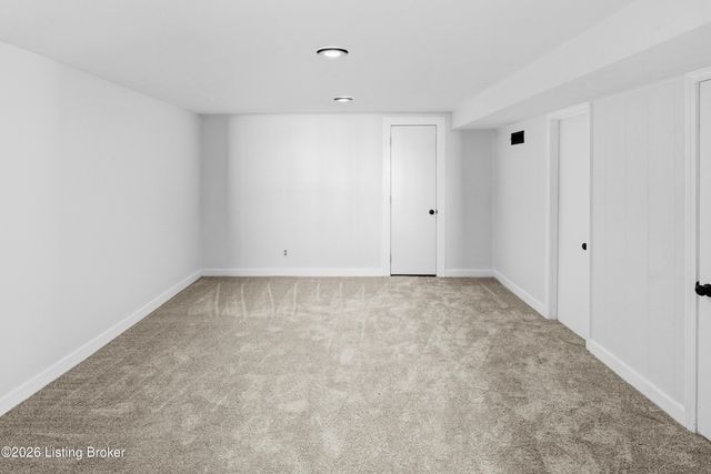 200 Circle K Rd, Brandenburg, KY 40108