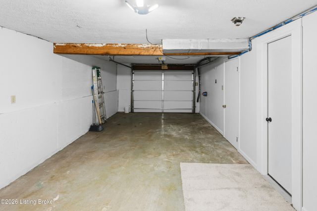 200 Circle K Rd, Brandenburg, KY 40108