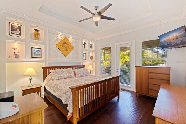 6101 YEATS MANOR DRIVE, Tampa, FL 33616