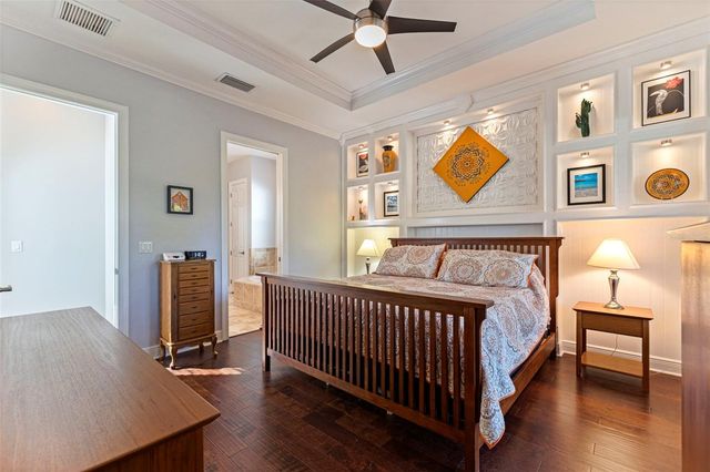 6101 YEATS MANOR DRIVE, Tampa, FL 33616