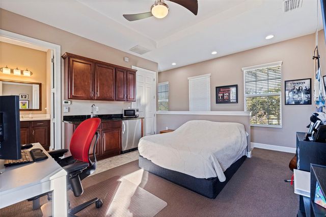 6101 YEATS MANOR DRIVE, Tampa, FL 33616