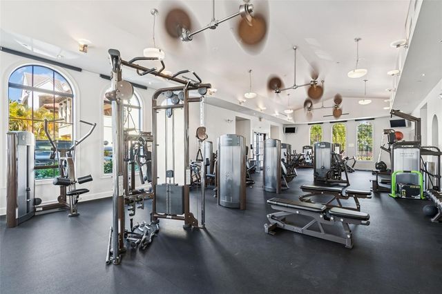 6101 YEATS MANOR DRIVE, Tampa, FL 33616