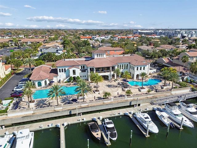 6101 YEATS MANOR DRIVE, Tampa, FL 33616