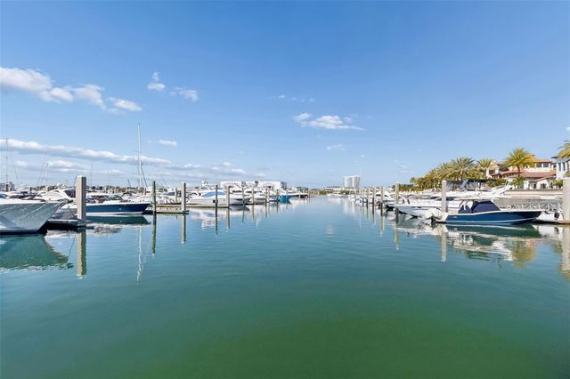 6101 YEATS MANOR DRIVE, Tampa, FL 33616