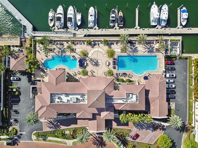 6101 YEATS MANOR DRIVE, Tampa, FL 33616