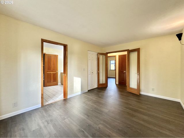 89237 SHEFFLER Rd, Elmira, OR 97437