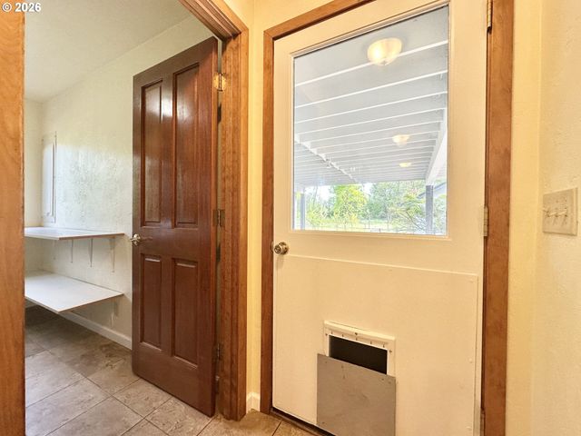 89237 SHEFFLER Rd, Elmira, OR 97437