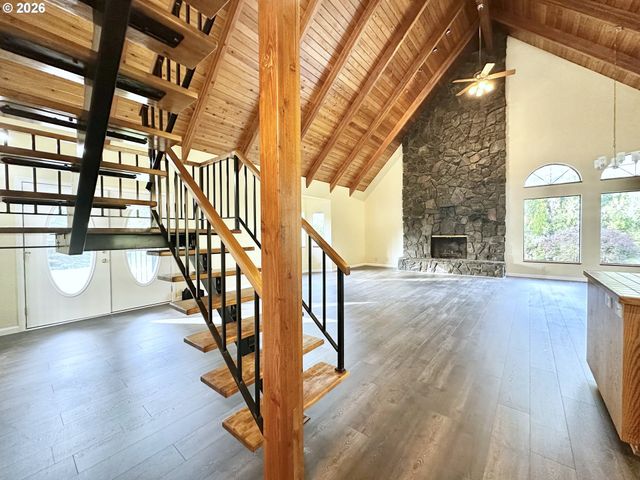 89237 SHEFFLER Rd, Elmira, OR 97437