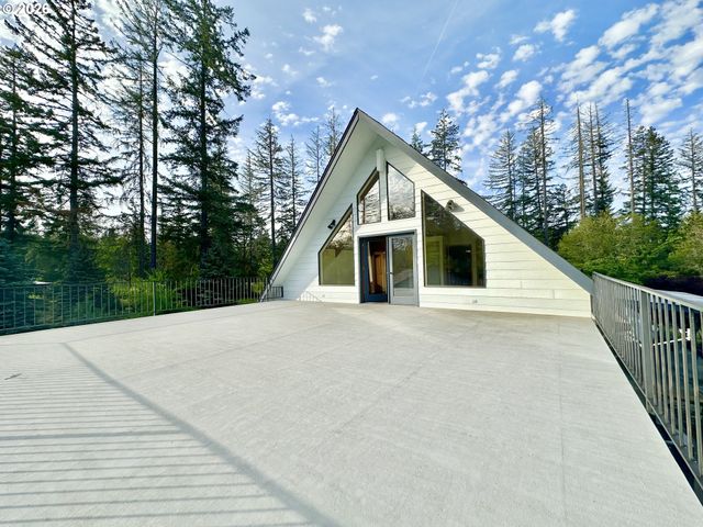 89237 SHEFFLER Rd, Elmira, OR 97437