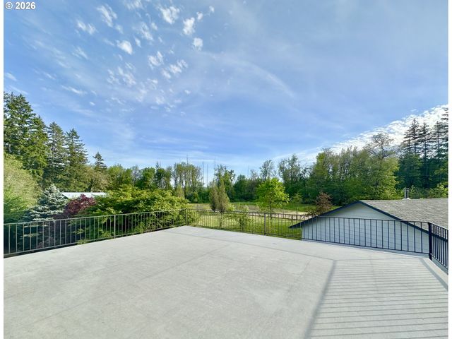 89237 SHEFFLER Rd, Elmira, OR 97437