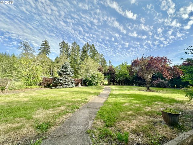 89237 SHEFFLER Rd, Elmira, OR 97437