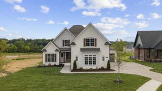 804 Brookdale Ct # 136, Lebanon, TN 37087