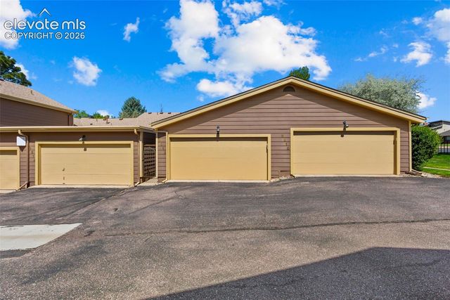 6512 Foxdale Circle, Colorado Springs, CO 80919