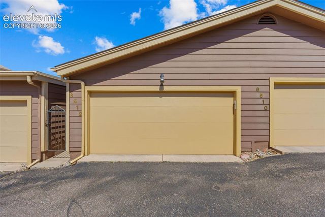 6512 Foxdale Circle, Colorado Springs, CO 80919