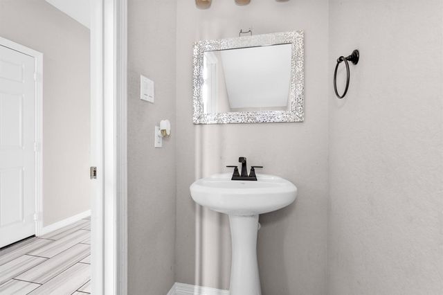 6915 Pebble Pass Lane, Missouri City, TX 77459