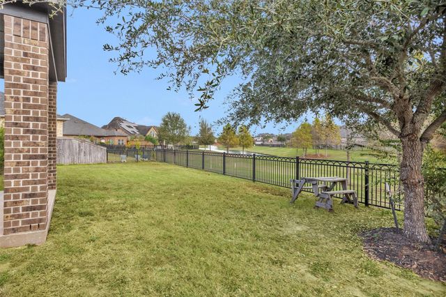 6915 Pebble Pass Lane, Missouri City, TX 77459