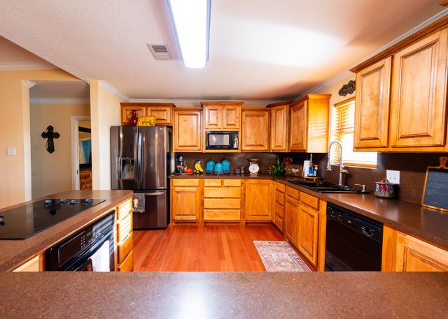 1024 US-82, Brownfield, TX 79316