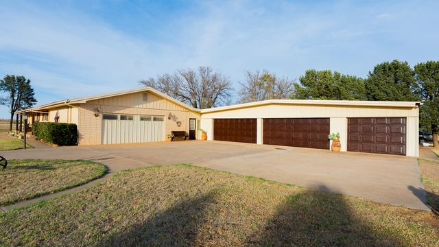 1024 US-82, Brownfield, TX 79316