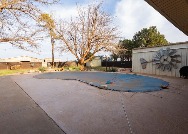 1024 US-82, Brownfield, TX 79316