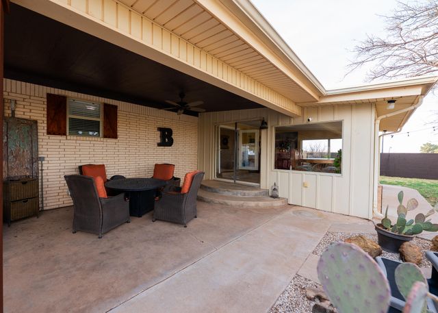 1024 US-82, Brownfield, TX 79316