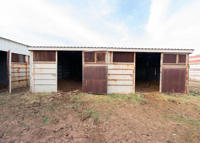 1024 US-82, Brownfield, TX 79316