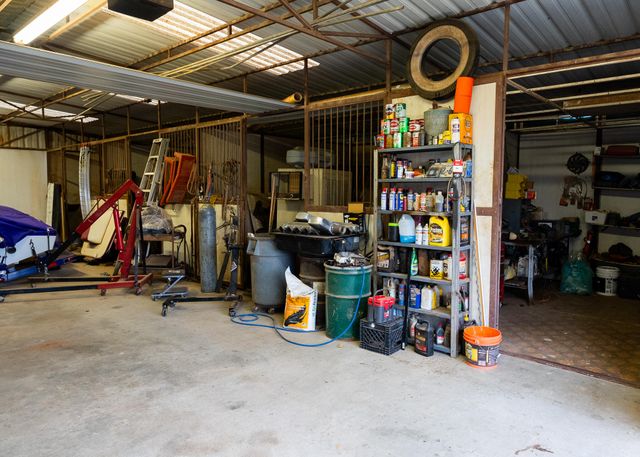 1024 US-82, Brownfield, TX 79316