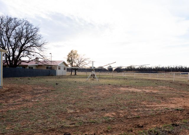 1024 US-82, Brownfield, TX 79316