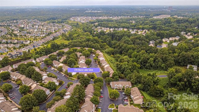 774 Rock Lake Glen, Fort Mill, SC 29715