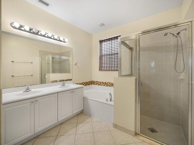 4188 Stadium Drive, Jupiter, FL 33458
