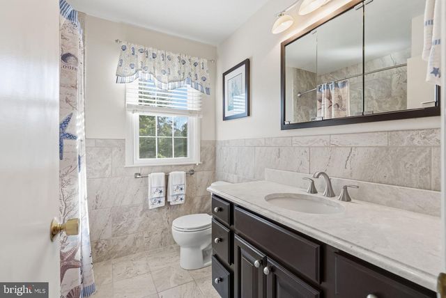 1619 AIDENN LAIR RD, Dresher, PA 19025