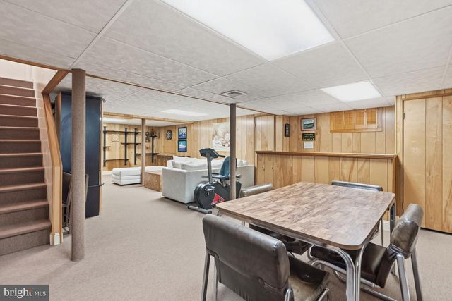 1619 AIDENN LAIR RD, Dresher, PA 19025