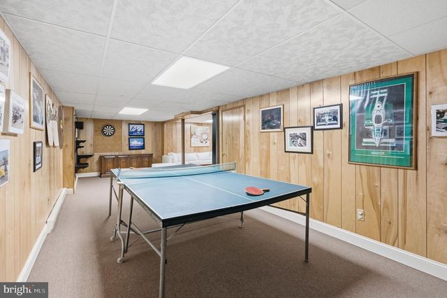 1619 AIDENN LAIR RD, Dresher, PA 19025
