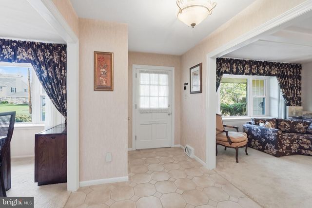 1619 AIDENN LAIR RD, Dresher, PA 19025