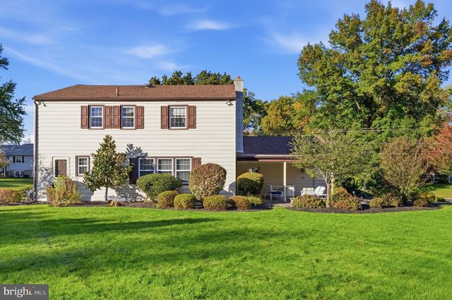 1619 AIDENN LAIR RD, Dresher, PA 19025