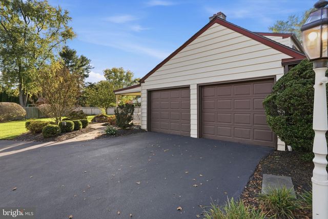 1619 AIDENN LAIR RD, Dresher, PA 19025