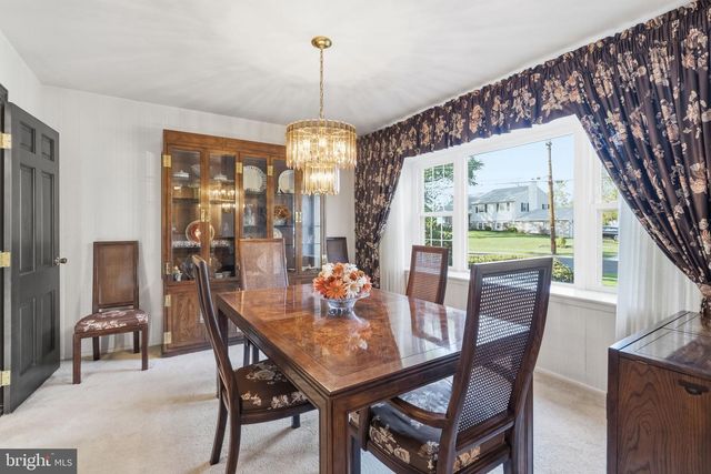 1619 AIDENN LAIR RD, Dresher, PA 19025