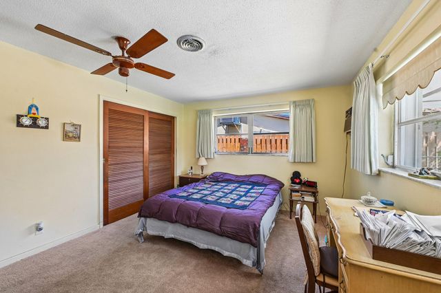 804 SE 16th Court, Deerfield Beach, FL 33441