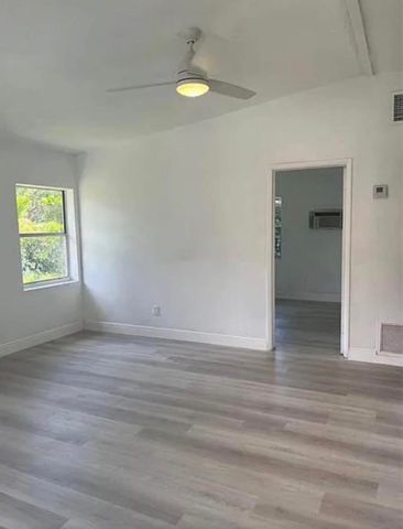 1664 SW 30th Avenue, Fort Lauderdale, FL 33312