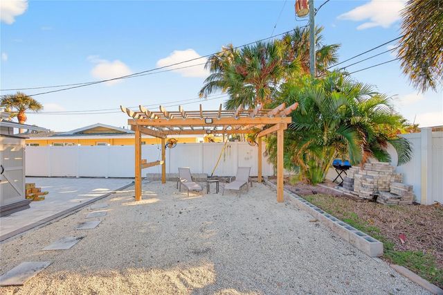 5235 40TH STREET S, St Petersburg, FL 33711