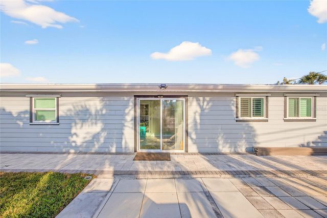 5235 40TH STREET S, St Petersburg, FL 33711