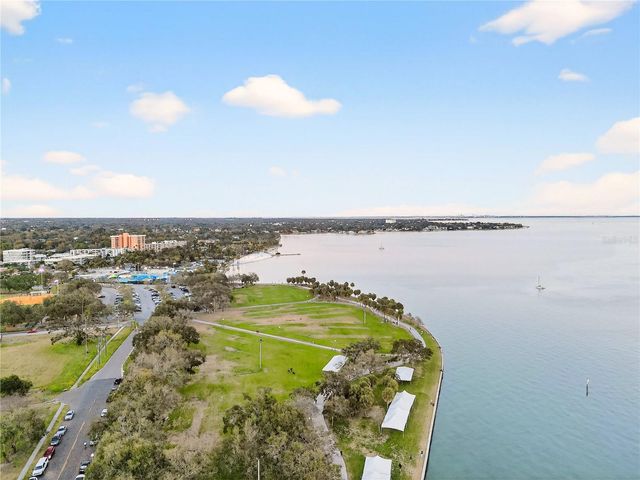 5235 40TH STREET S, St Petersburg, FL 33711