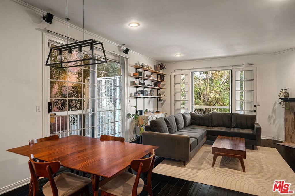 2329 S Bentley Avenue 101, Los Angeles, CA 90064 — photo 3