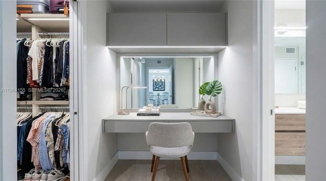 170 Ocean Lane Dr 403, Key Biscayne, FL 33149