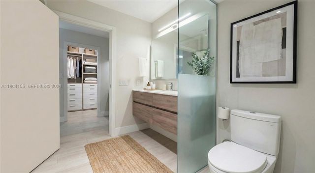 170 Ocean Lane Dr 403, Key Biscayne, FL 33149